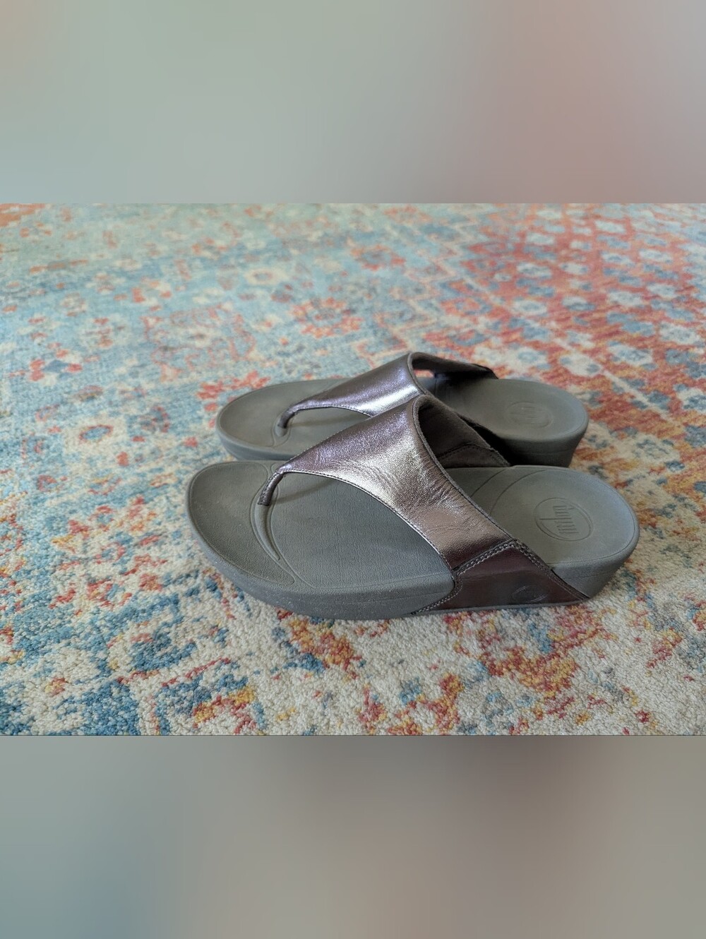 FITFLOP LULU Women's 8 Metallic Brown Pewter Leather Flip Flops Sandals